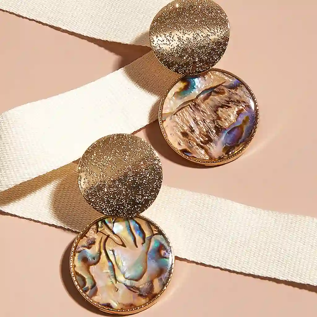Round Alloy Inlaid Shell Women’s Drop Earrings3