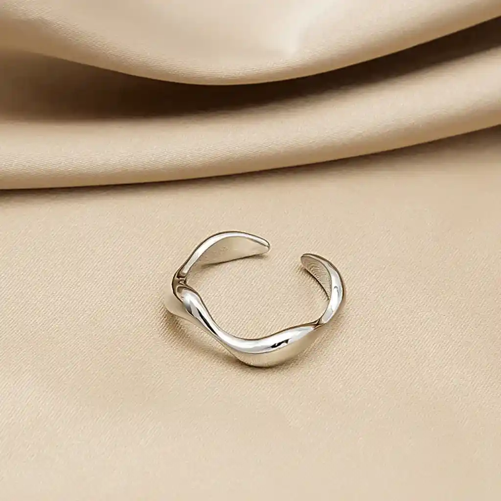 Silver ring plain 2