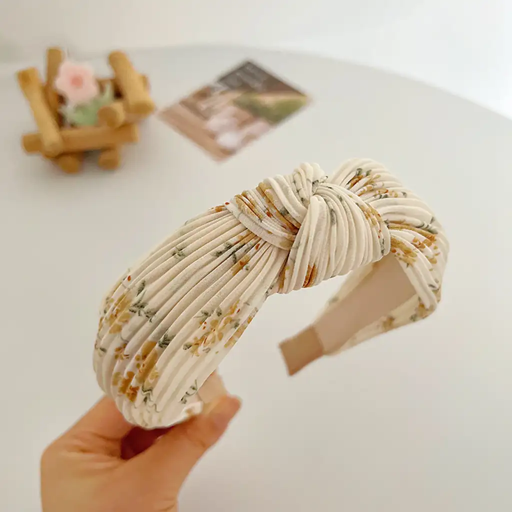 Women’s Sweet Pastoral Flower Cloth Hair Band -beige