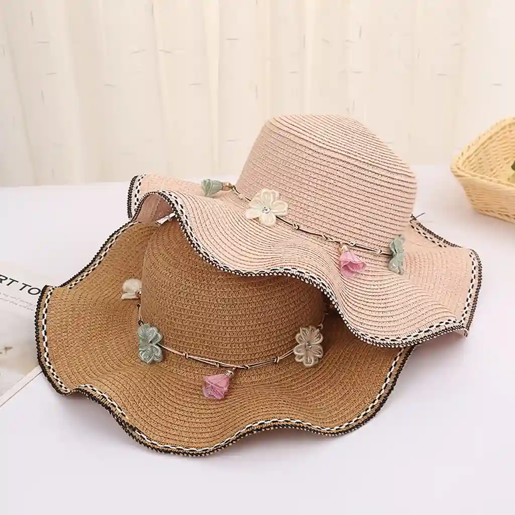 Straw hat-small group2