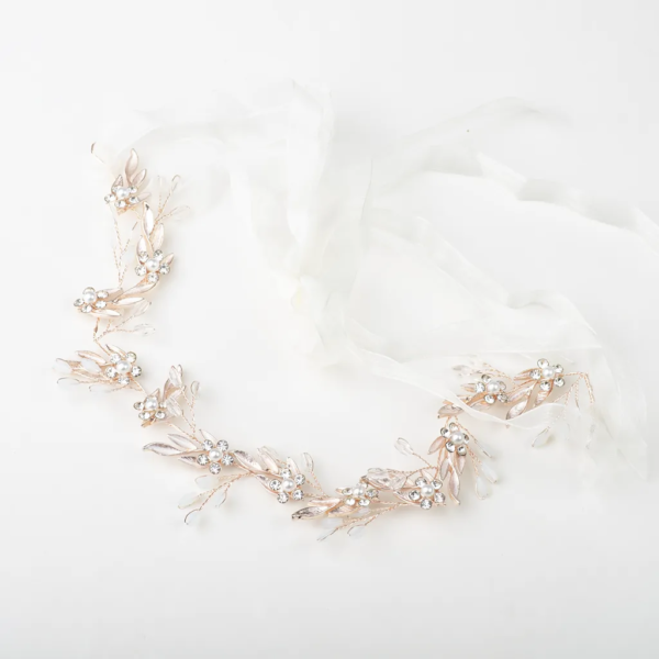 bridal head wear with lace1